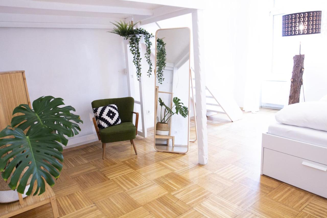 Central modern garden-apartment next to Belvedere Palace Wenen Buitenkant foto